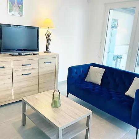 Chez Pablo, Maison Avec Jardin Et Parking Prive Holiday home Reims