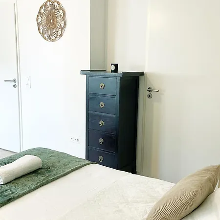 Gæstehus Chez Pablo, Maison Avec Jardin Et Parking Prive Reims