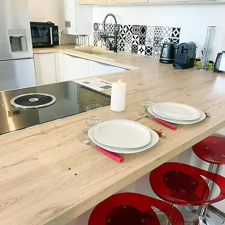 Konukevi Chez Pablo, Maison Avec Jardin Et Parking Prive 3*