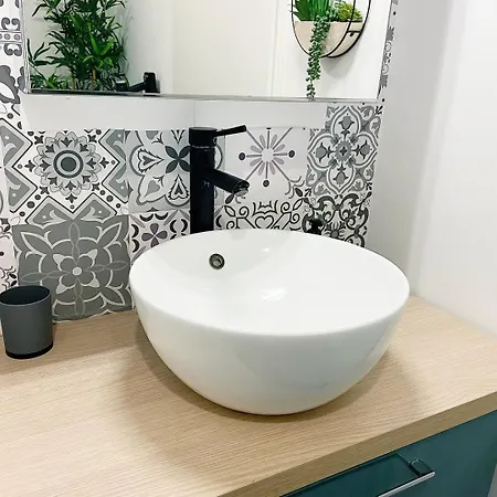 Chez Pablo, Maison Avec Jardin Et Parking Prive Konukevi Reims